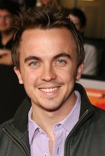 Frankie Muniz iamediaimdbcomimagesMMV5BMTkxNTU1Njk5MV5BMl5