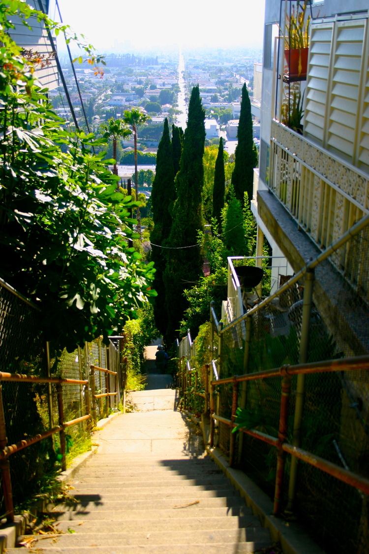 Franklin Hills, Los Angeles Deloz Avenue Mapionet