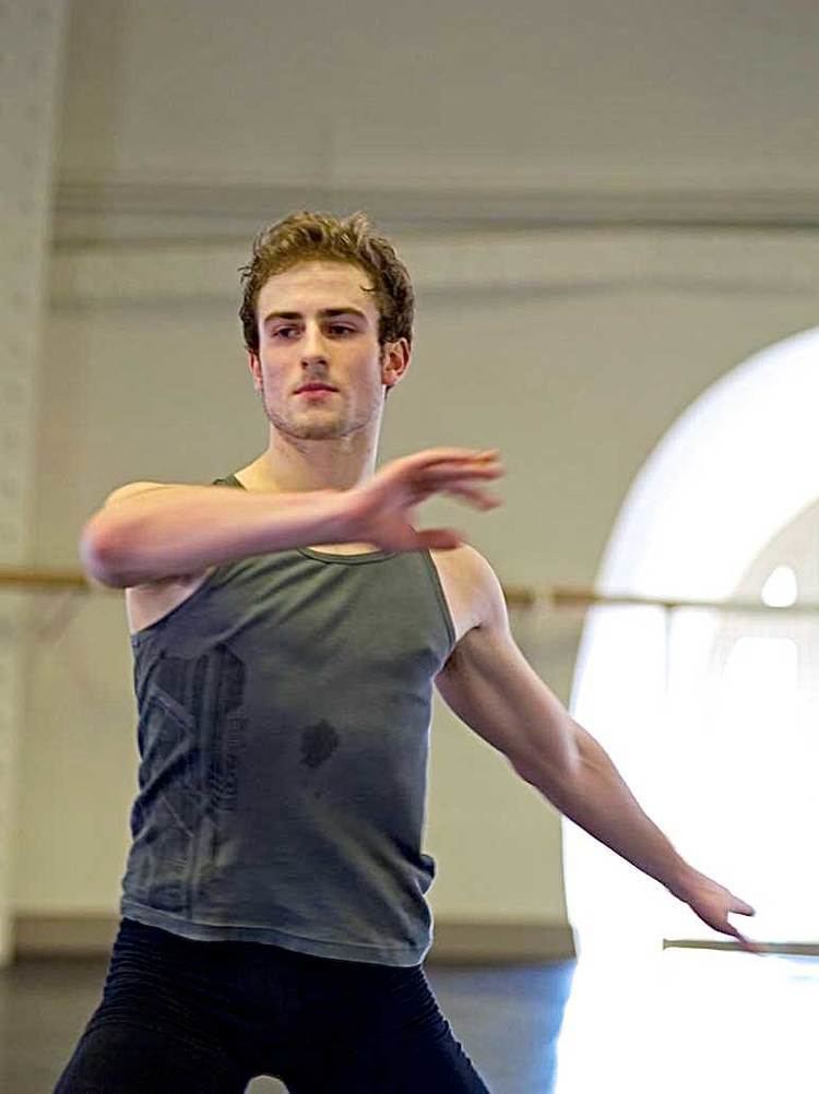 François Alu Interview de Franois Alu Premier danseur du Ballet de l39Opra de