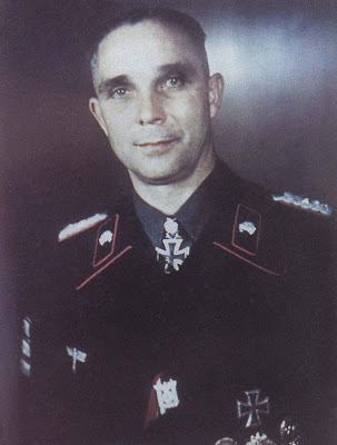 Franz Bäke Third Reich Color Pictures Generalmajor der Reserve Drmeddent