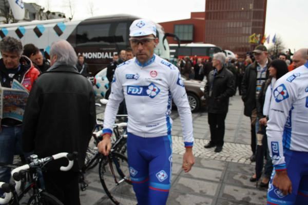 Frederic Guesdon Guesdon to ride ParisRoubaix in 2012 Cyclingnewscom