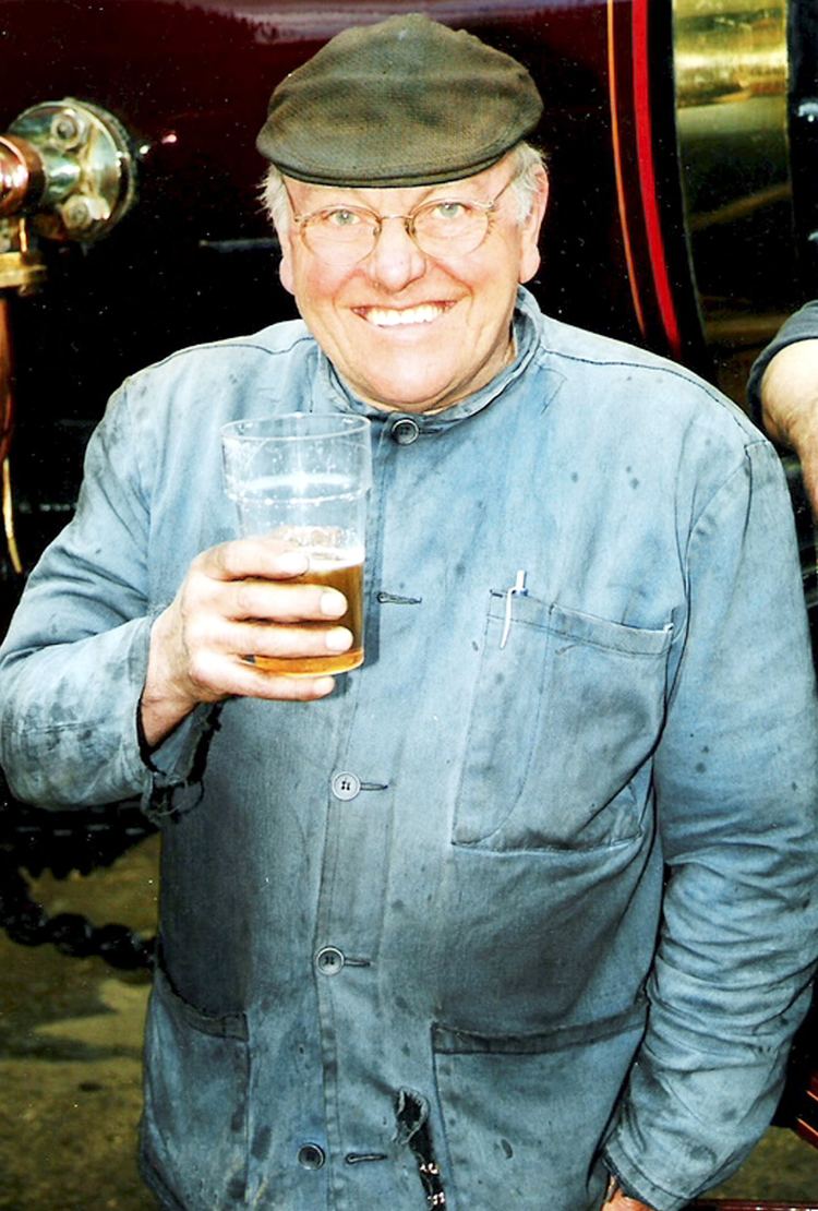 Fred Dibnah Fred Dibnah39s widow to appear in Titanic film From The