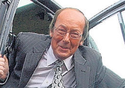 Fred Dinenage News anchor Fred Dinenage to join stroke charity39s
