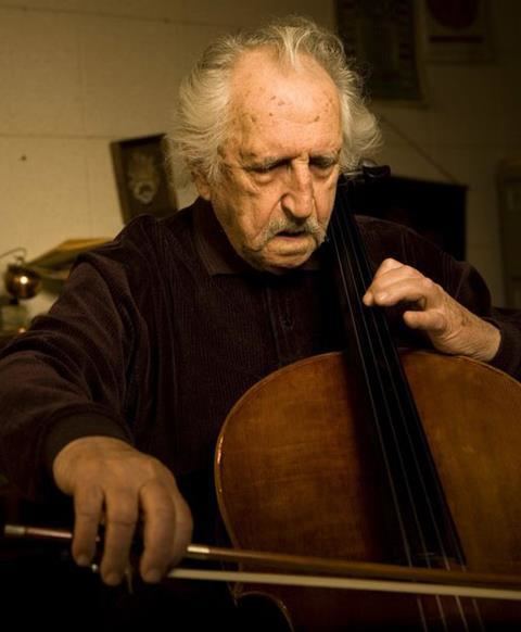 Fred Katz (cellist) Pioneering jazz cellist Fred Katz dies aged 94 Article The Strad