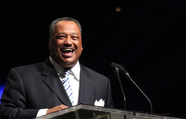 Fred Luter Video of Fred Luter Jr39s Emotional Election as SBC