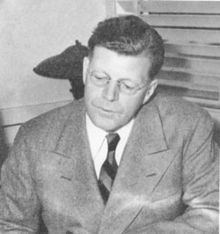 Fred Quimby httpsuploadwikimediaorgwikipediaenthumb5