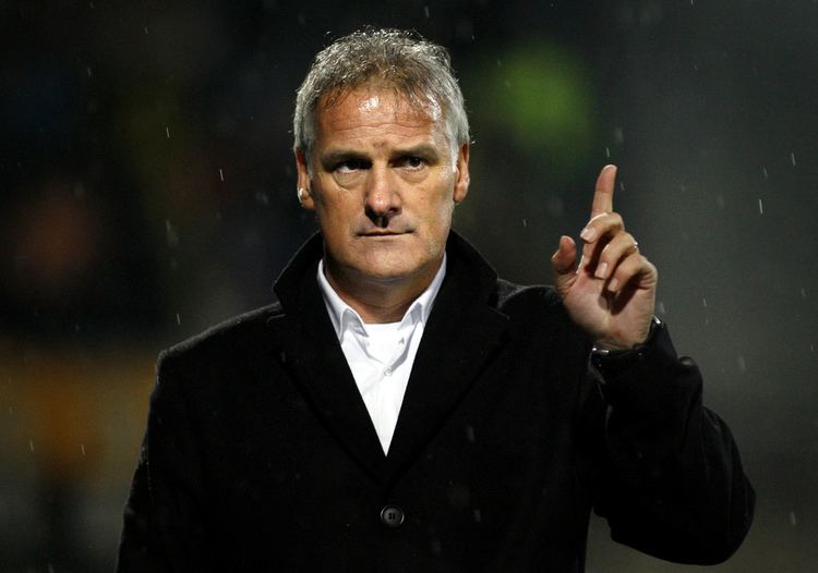 Fred Rutten Chelsea setback for youngsters as coach could leave club
