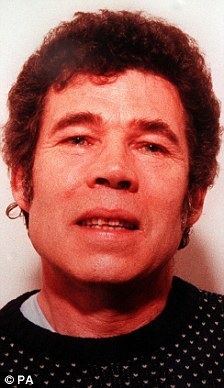 Fred West idailymailcoukipix20110330article00042E