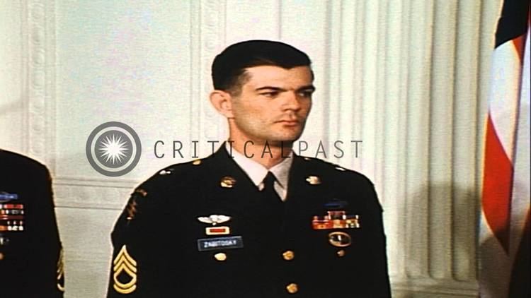 Fred Zabitosky President Richard M Nixon awards Medal of Honor to Sergeant