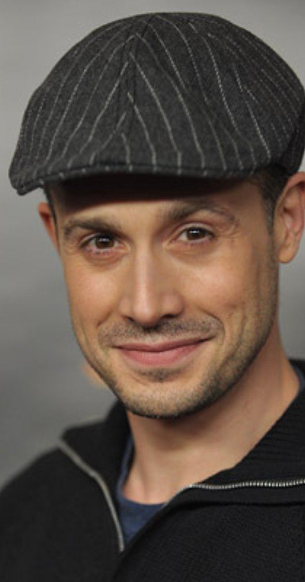 Freddie Prinze Jr. httpsimagesnasslimagesamazoncomimagesMM