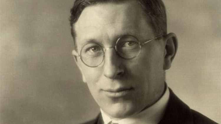 Frederick Banting 6 things to know about Frederick Banting the man behind todays