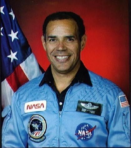 Frederick D. Gregory Blacks Astronauts nasa Career Nigeria