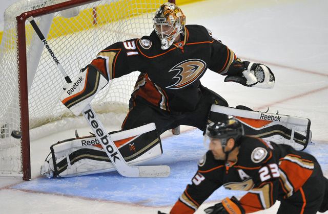 Frederik Andersen Monday39s NHL need to know Frederik Andersen keying red