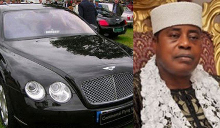 Fredrick Obateru Akinruntan YEYE DE SMELL SEE PHOTOS ONDO MONARCH OBATERU