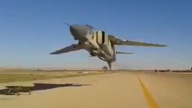 Free Libyan Air Force Free Libyan Air Force fighter jet39s VERY low flyby over man39s head