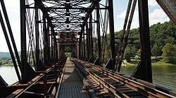 Freeport Rail Bridge httpsuploadwikimediaorgwikipediacommonsthu