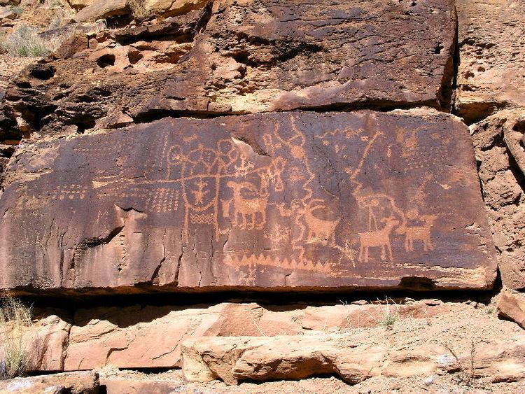 Fremont culture Fremont Anasazi and Ute rock art petroglyphs amp pictographs at Nine