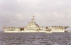 French aircraft carrier Clemenceau (R98) httpsuploadwikimediaorgwikipediacommonsthu