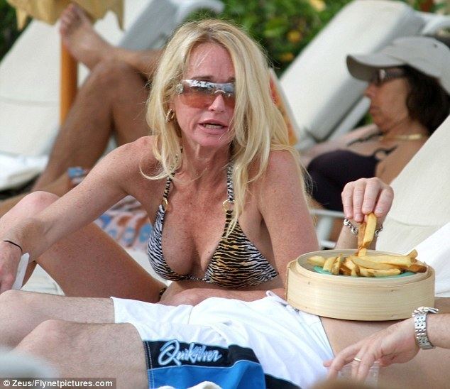 French Fried Vacation movie scenes Snacks Real Housewives Of Beverly Hills star Kim Richards was spotted lounging around the pool