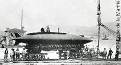 French submarine Gymnote (Q1) GYMNOTE premier sousmarin moderne du monde 18861911