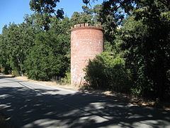 Frenchman's Tower httpsuploadwikimediaorgwikipediacommonsthu