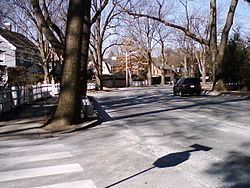 Fresh Pond Parkway httpsuploadwikimediaorgwikipediacommonsthu