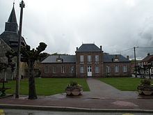 Fresneaux-Montchevreuil httpsuploadwikimediaorgwikipediacommonsthu