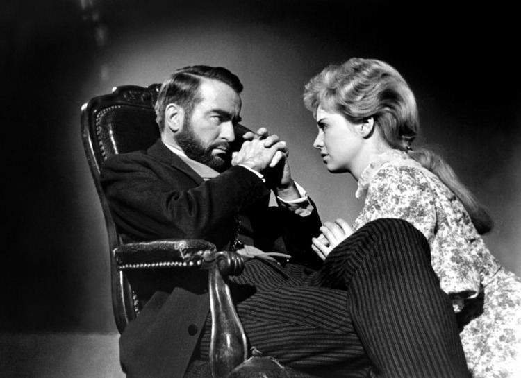 Freud: The Secret Passion Montgomery Clift with Susannah York in Freud The Secret Passion