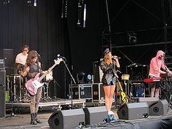 Friends (American band) httpsuploadwikimediaorgwikipediacommonsthu