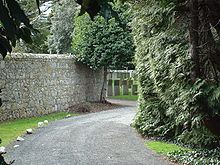Friends Burial Ground, Dublin httpsuploadwikimediaorgwikipediacommonsthu