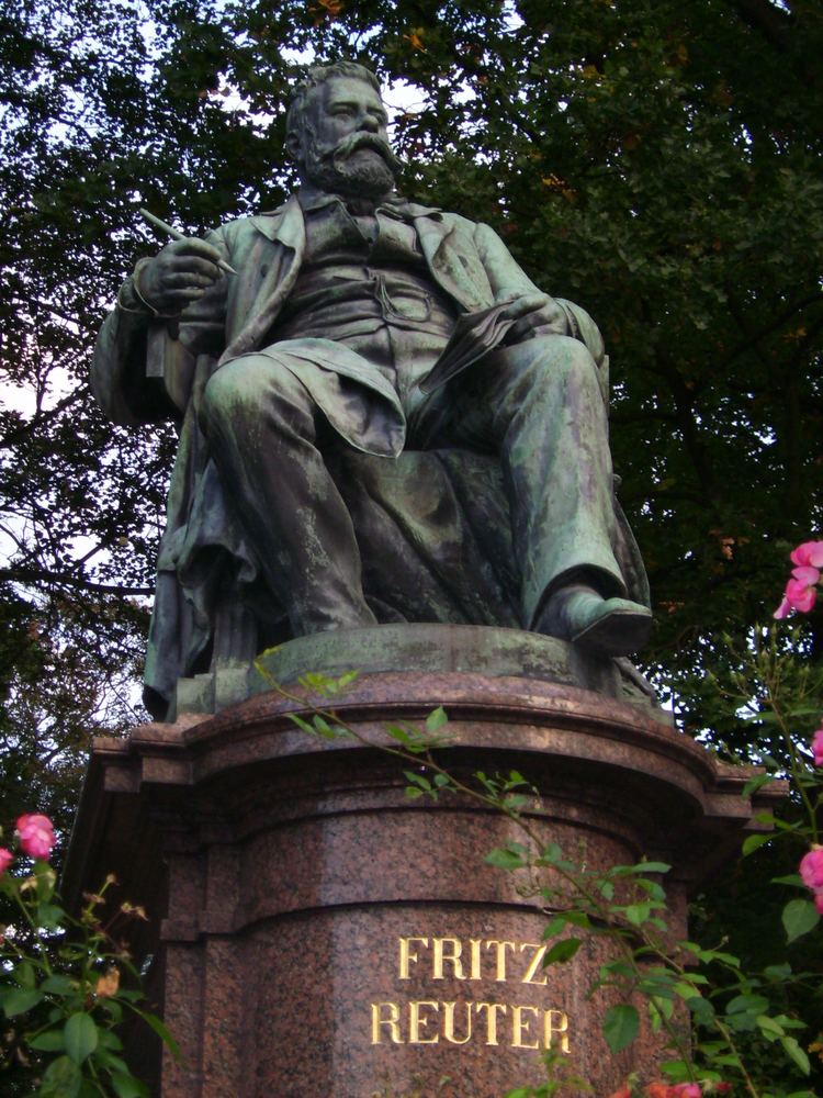 Fritz Reuter FileFritz Reuter Denkmal memorial Neubrandenburg2jpg Wikimedia