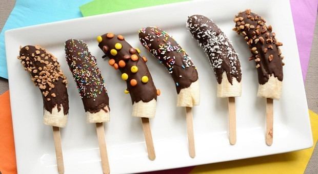 Frozen banana Frozen Banana Pops Recipe Food Recipes