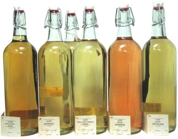 Fruit brandy 6 bottles of Prinz old varieties sorted 10l fruit brandy from Austria