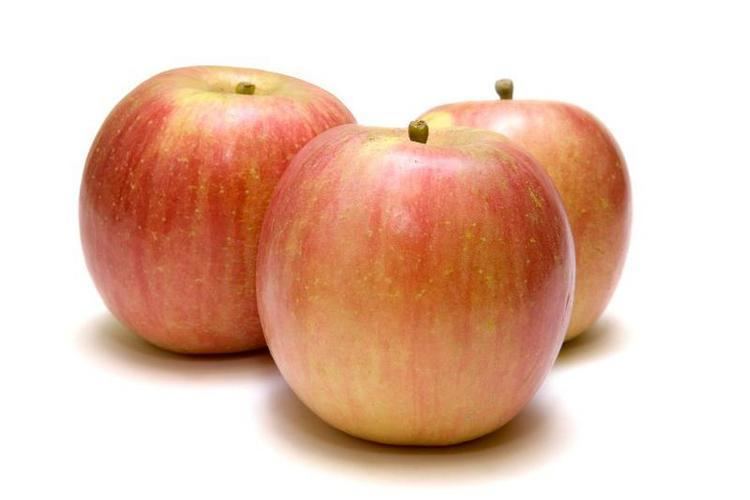Fuji (apple) Organic Fuji Apples from Real Foods
