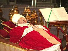 Funeral of Pope John Paul II httpsuploadwikimediaorgwikipediacommonsthu