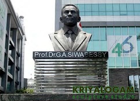 G.A. Siwabessy Patung Perunggu PATUNG PERUNGGU Prof DR GA Siwabessy
