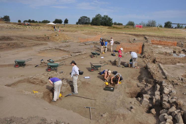 Gabii Archaeological Fieldwork Opportunities Bulletin The Gabii Project