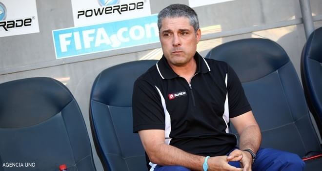 Gabriel Perrone Gabriel Perrone se aburri y renunci como entrenador de