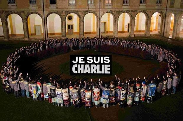 Gadzarts JeSuisCharlie L39hommage des Gadz39arts de Cluny clunisoisfr