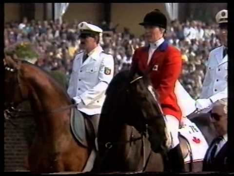 Gail Greenough Aachen 1986 WC Final Prize ceremony with Gold medal winner Gail