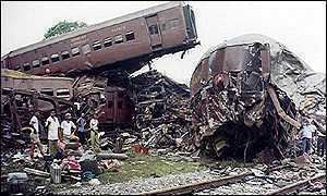 Gaisal train disaster BBC News South Asia Search resumes for crash victims