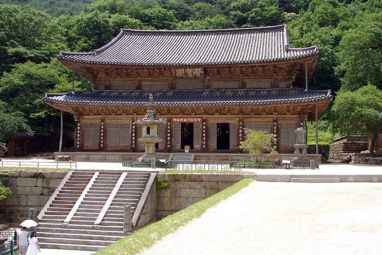 Gakhwangjeon Hall