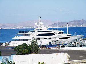 Galkynyş yacht httpsuploadwikimediaorgwikipediacommonsthu