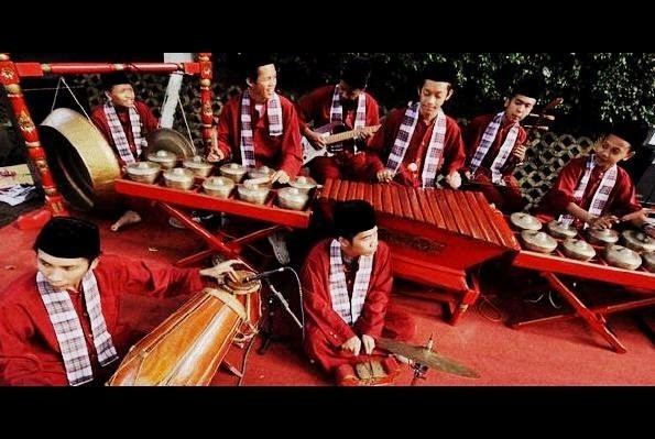 Gambang kromong Gambang Kromong Musik Tradisional Betawi Negeriku Indonesia