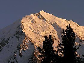 Ganalo Peak httpsuploadwikimediaorgwikipediacommonsthu