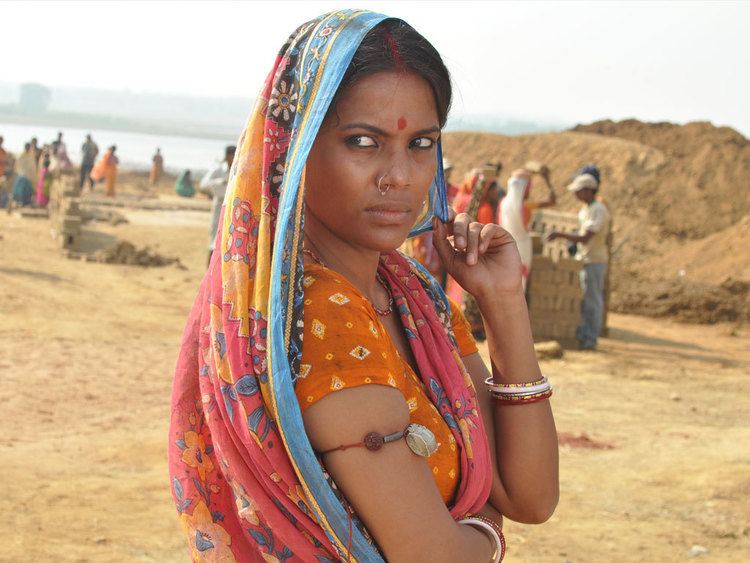 Gangor (film) Movie review Gangor based on Mahasweta Devi39s Choli ke Peeche