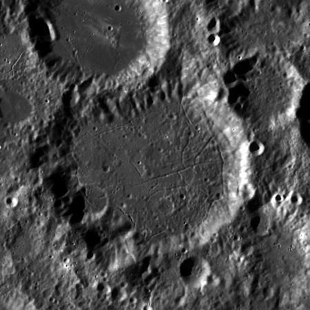 Garavito (crater)