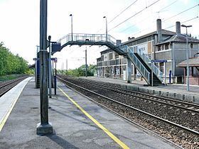 Gare de Boves httpsuploadwikimediaorgwikipediacommonsthu