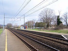 Gare de Caudrot httpsuploadwikimediaorgwikipediacommonsthu