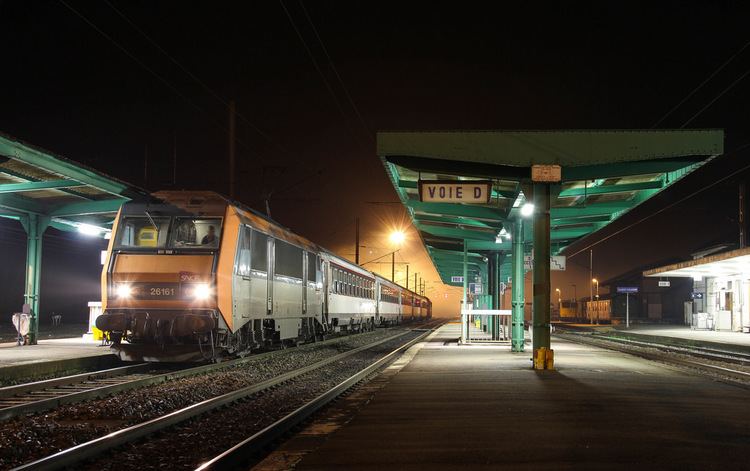 Gare de Culmont-Chalindrey 26161 prte au dpart pour Luxembourg en gare de CulmontC Flickr